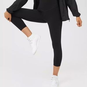 OFFLINE Real Me High Waisted Cropped Legging